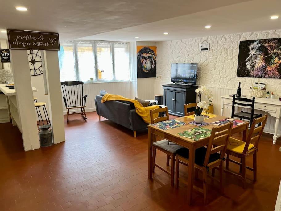 Apartament Dole : L Atelier Des Reves Zewnętrze zdjęcie