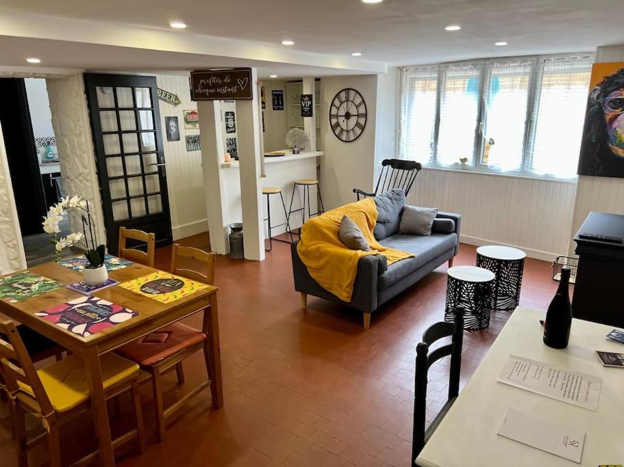Apartament Dole : L Atelier Des Reves Zewnętrze zdjęcie