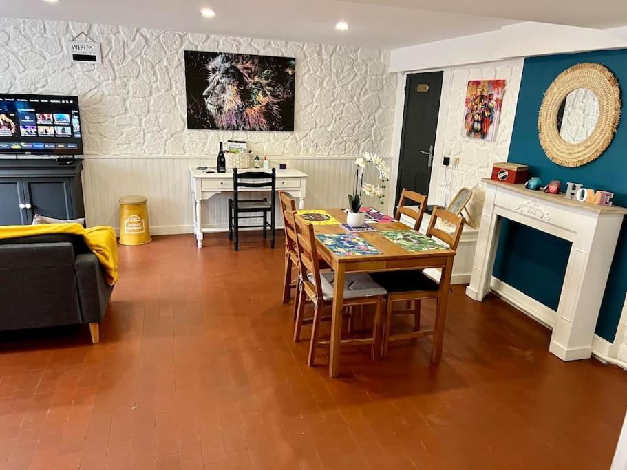 Apartament Dole : L Atelier Des Reves Zewnętrze zdjęcie